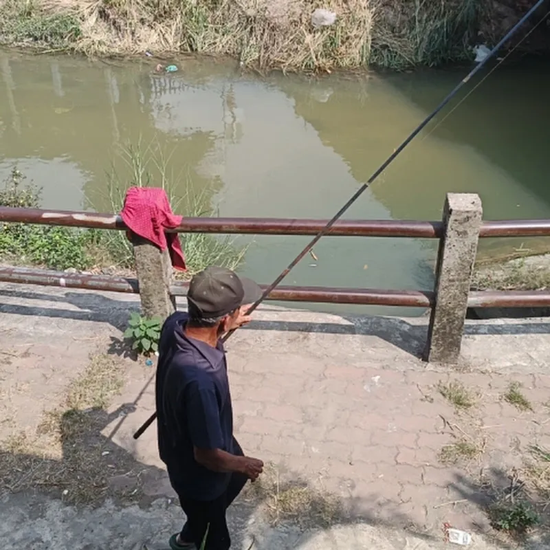 @Người Bị Bỏ Lại Phía Sau