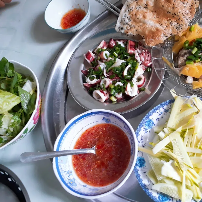 ẨM THỰC THƯỜNG DÂN 