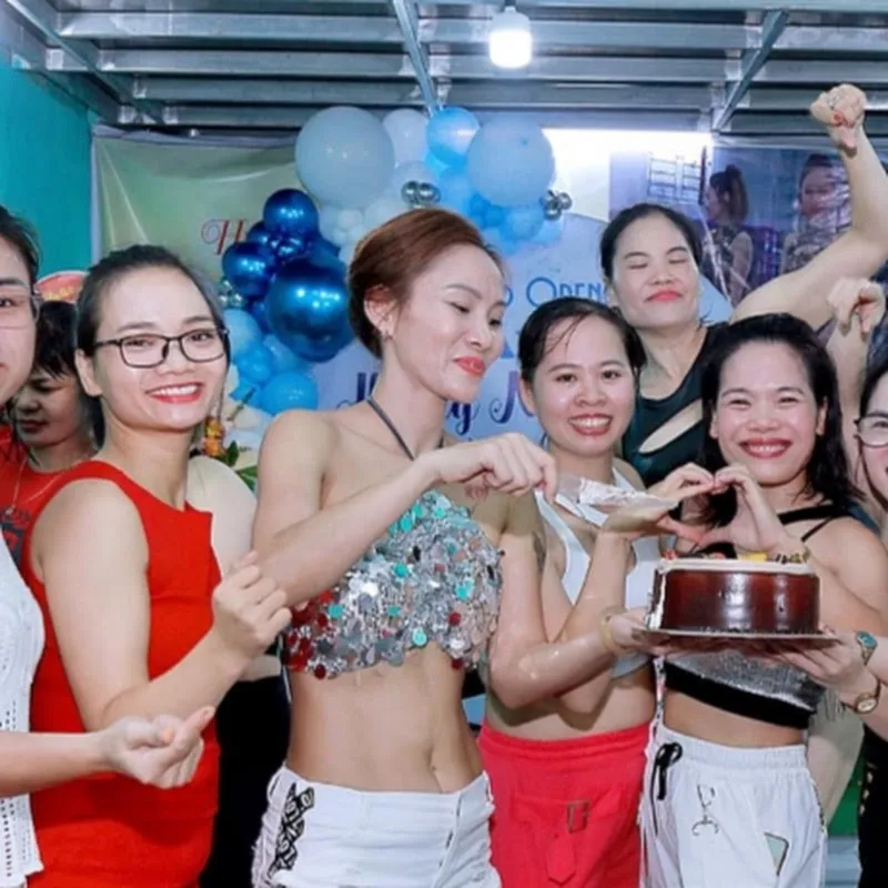 HƯƠNG NHƯ QUỲNH AEROBIC