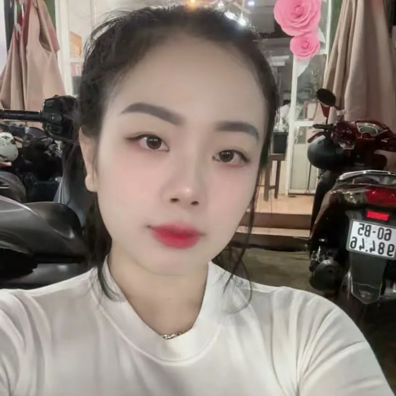 Tuyền Võ Vlog